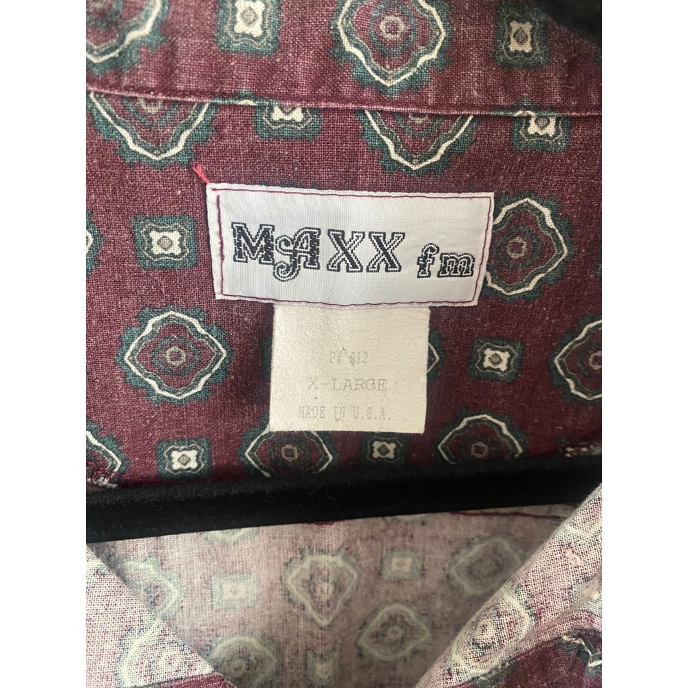 Maxx fm Vintage‎ Mens XL Burgundy Geometric Medallion Cotton Shirt Short Sleeve - Picture 2 of 6